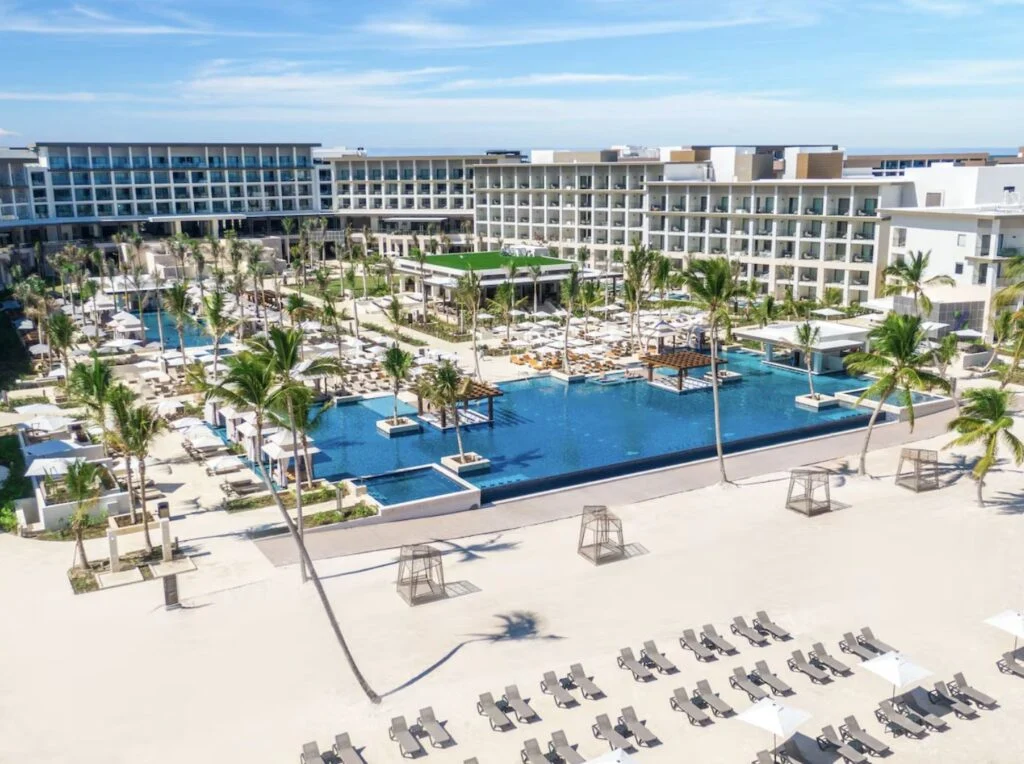 Hyatt-Zilara-Pool