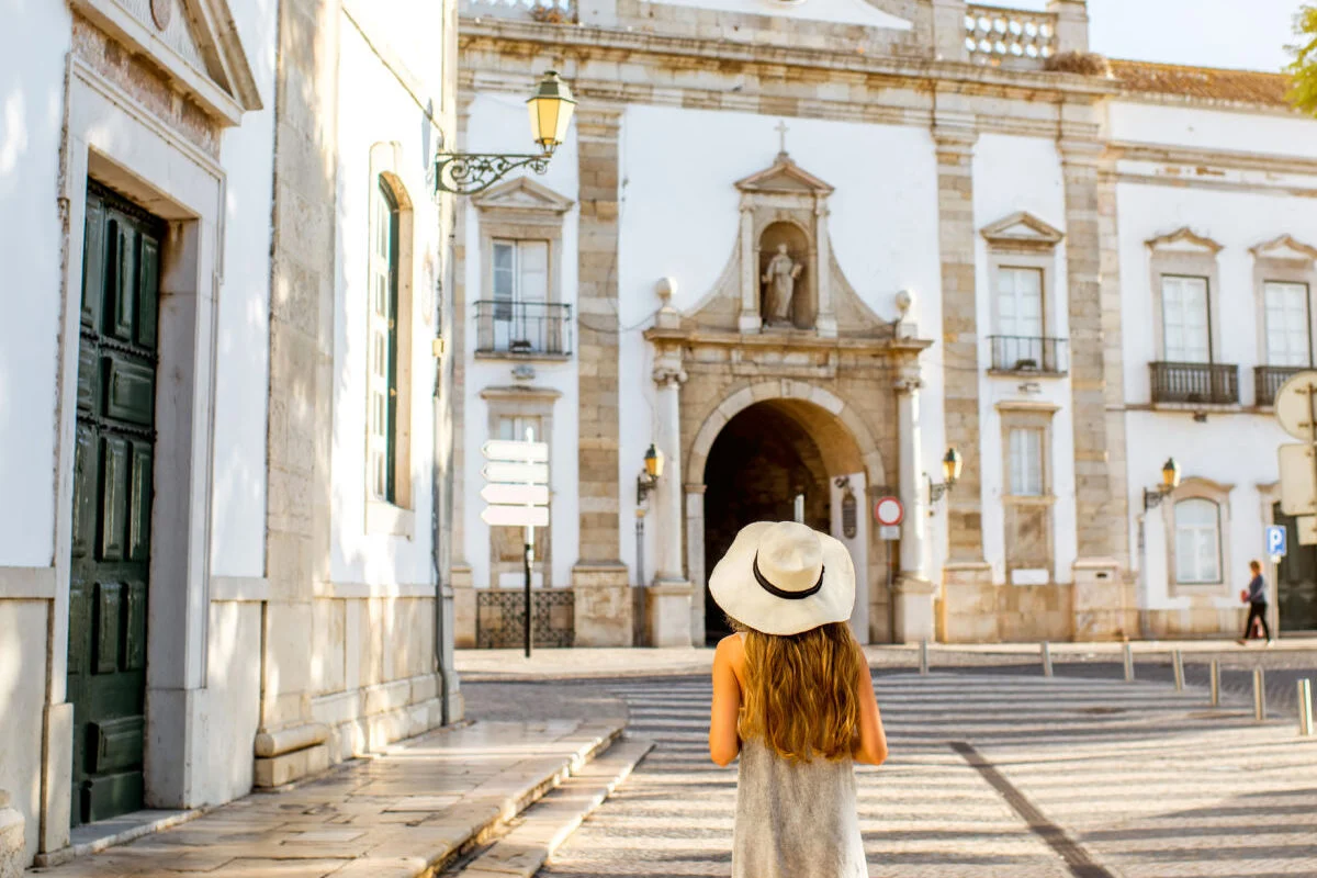 Woman-exploring-Faros-historic-streets