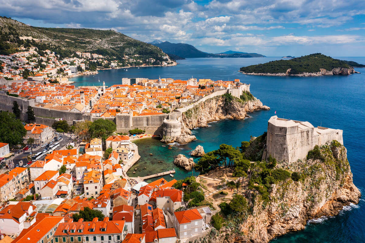 Americans Can Fly Nonstop to This Safe European Walled City With 72°F Octobers, 16th-Century Fortresses, And Zero Anti-Tourist Protests